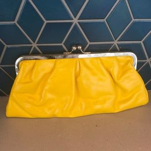 Yellow clutch